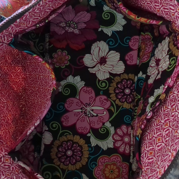 Vera Bradley "Betsy" Modern Floral Quilted Large Zipper Tote Bag - Picture 5 of 6